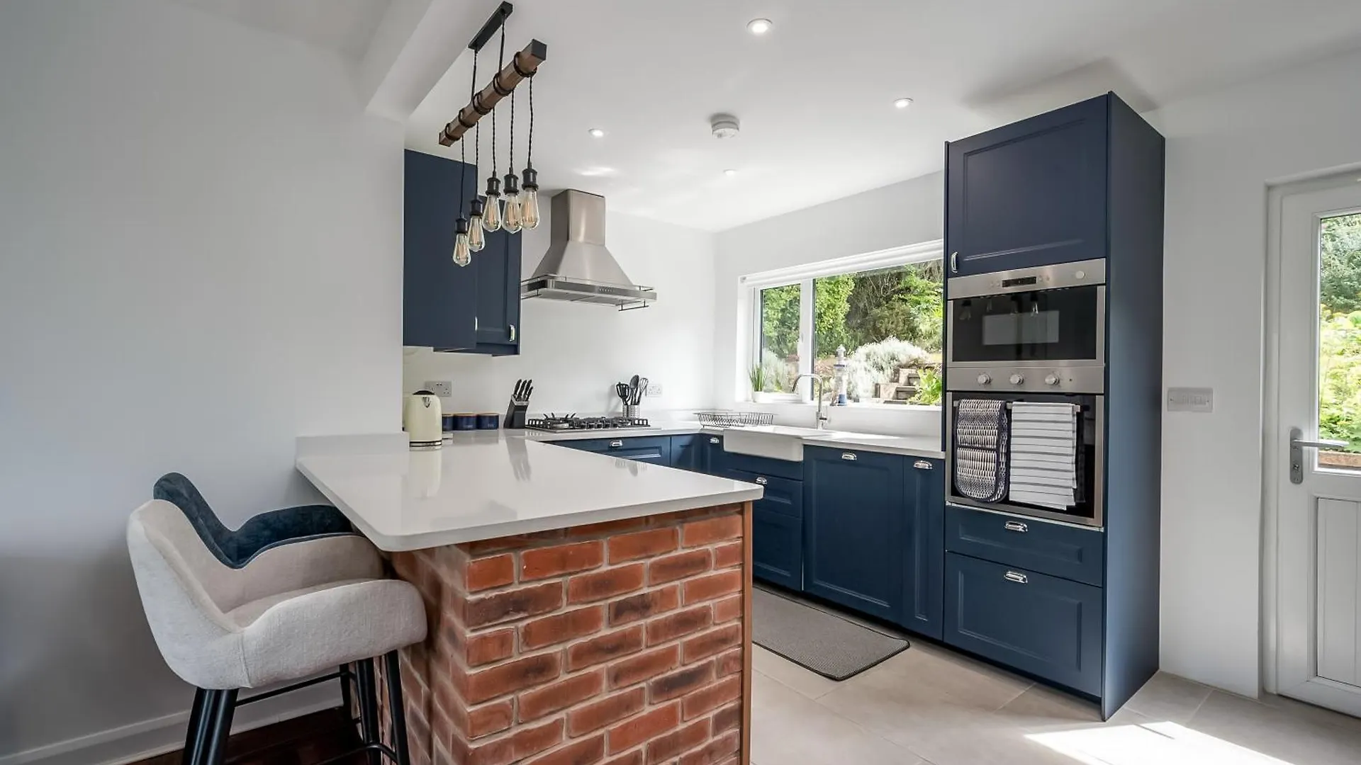 Stunning Home Over Belfast City 11 Minutes To Belfast City Centre United Kingdom