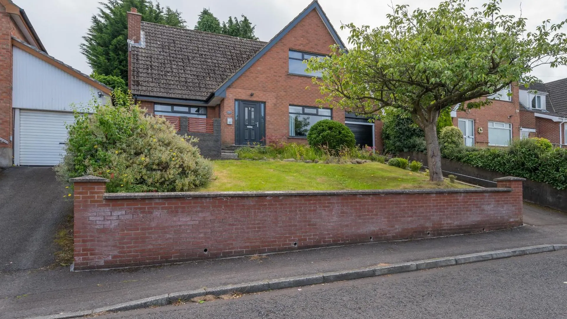 Holiday home Stunning Home Over Belfast City 11 Minutes To Belfast City Centre