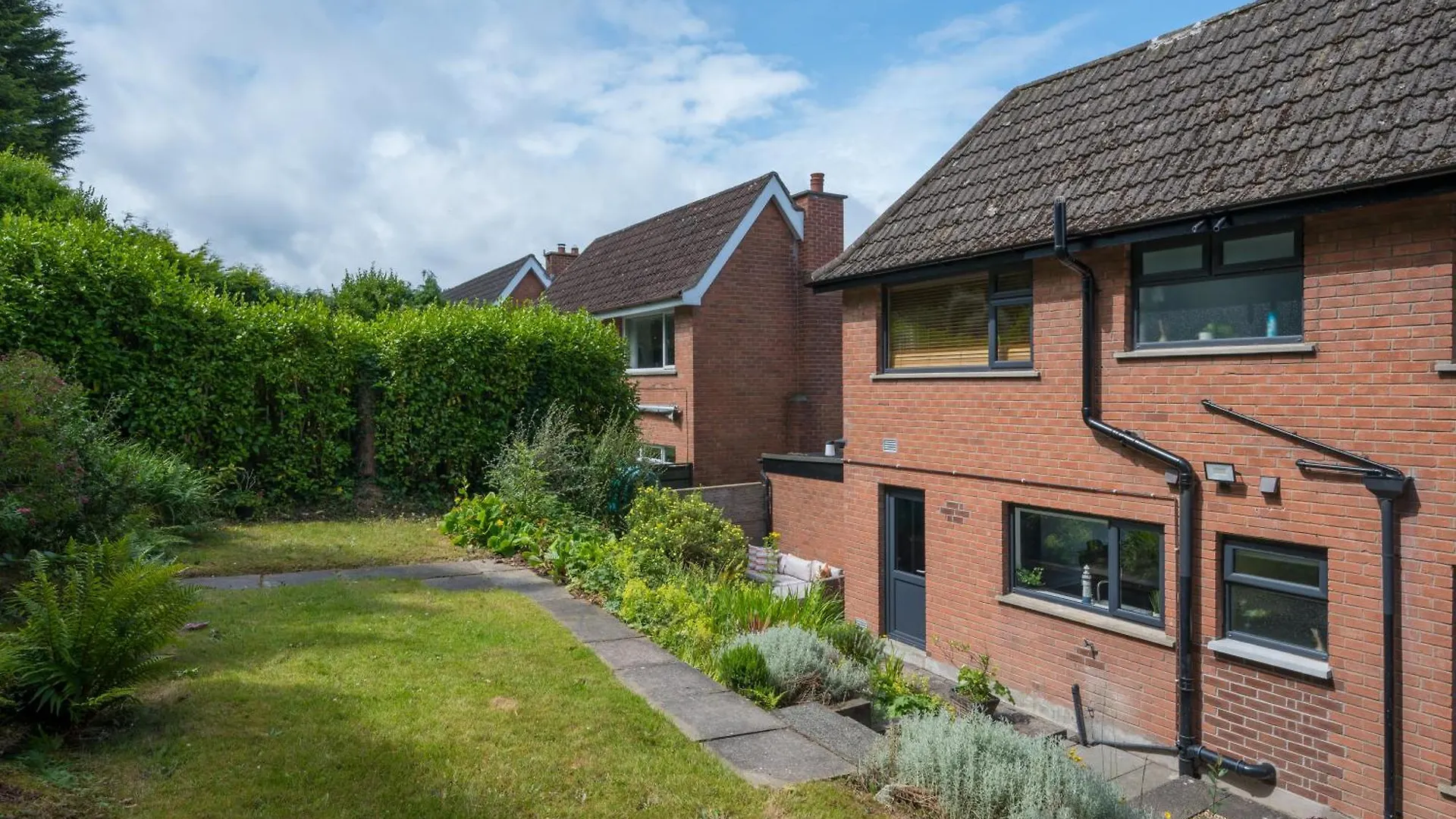Holiday home Stunning Home Over Belfast City 11 Minutes To Belfast City Centre United Kingdom