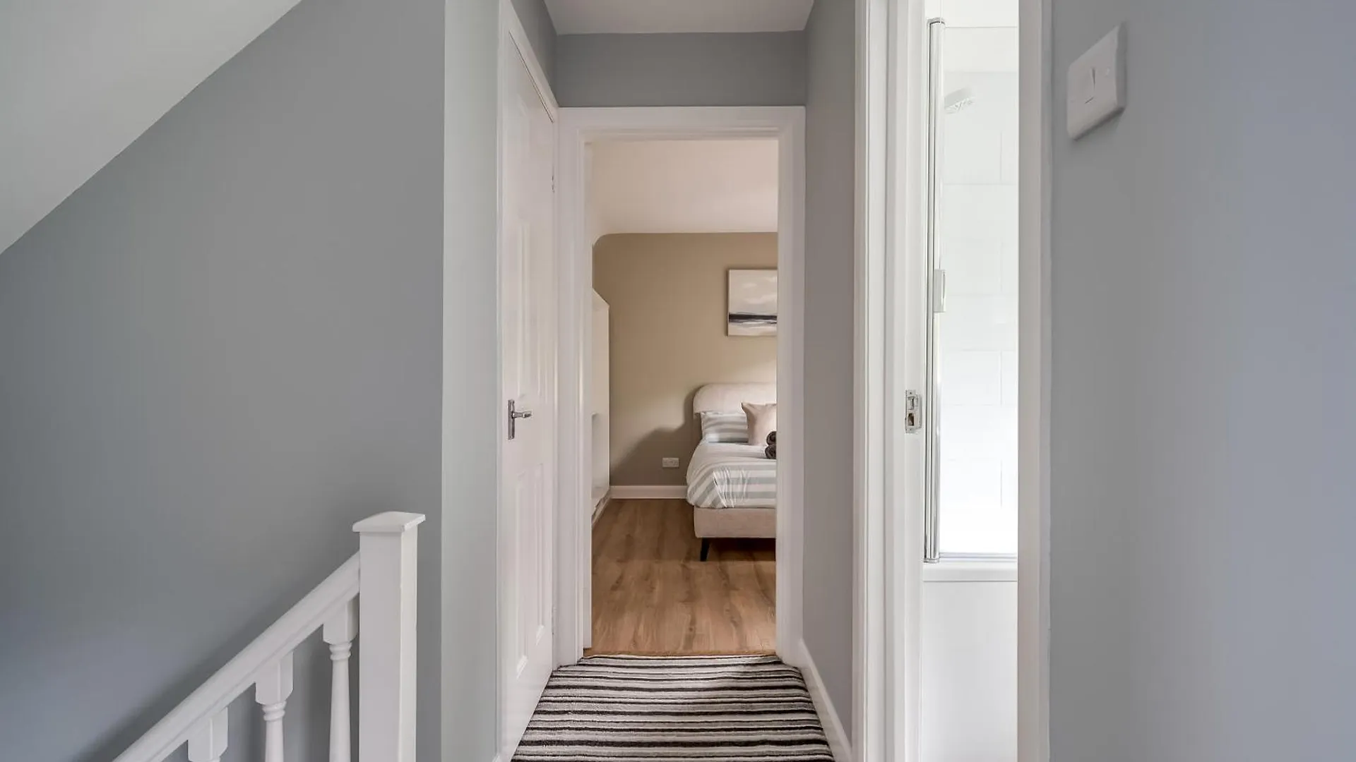 Stunning Home Over Belfast City 11 Minutes To Belfast City Centre